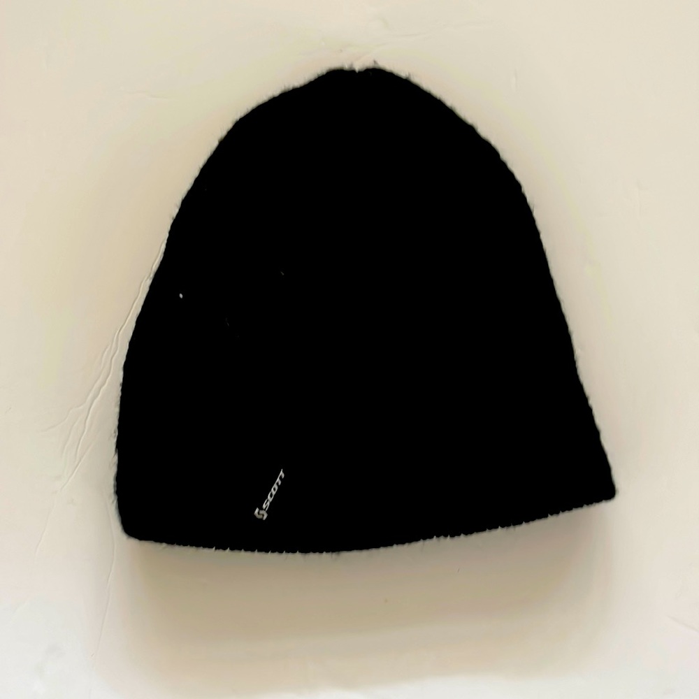 Polyester black Scott beanie